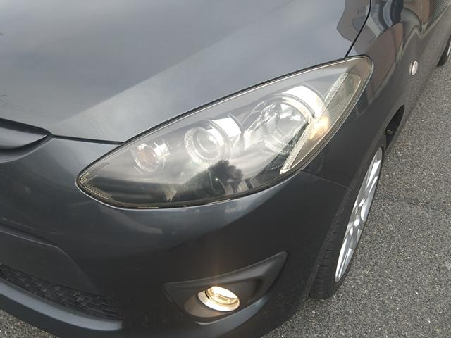 デミオ スポルト　ドライビングコンフォートＰＫＧ　５ＭＴ　純正ナビ　地デジ　ＤＶＤ　ＣＤ　ＥＴＣ　ＨＩＤ　フォグ　オートライト　純正１６インチＡＷ　オートエアコン　Ｗエアバック　ＡＢＳ　スマートキー　走行５４７５０ＫＭ（33枚目）