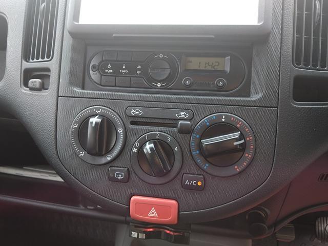 ランサーカーゴ １６Ｍ　ＥＴＣ　ＢＴオーディオ　１００Ｖコンセント　ＬＥＤライト　ライトレベライザー　フロントパワーウインドウ　Ｗエアバッグ　ＡＢＳ　キーレス　タイミングチェーン　スタッドレスタイヤスチールホイール付き有り（5枚目）