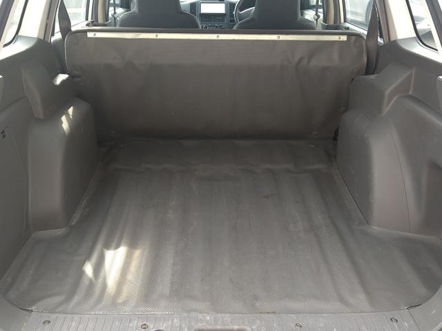 ランサーカーゴ １６Ｍ　ＥＴＣ　ＢＴオーディオ　１００Ｖコンセント　ＬＥＤライト　ライトレベライザー　フロントパワーウインドウ　Ｗエアバッグ　ＡＢＳ　キーレス　タイミングチェーン　スタッドレスタイヤスチールホイール付き有り（27枚目）