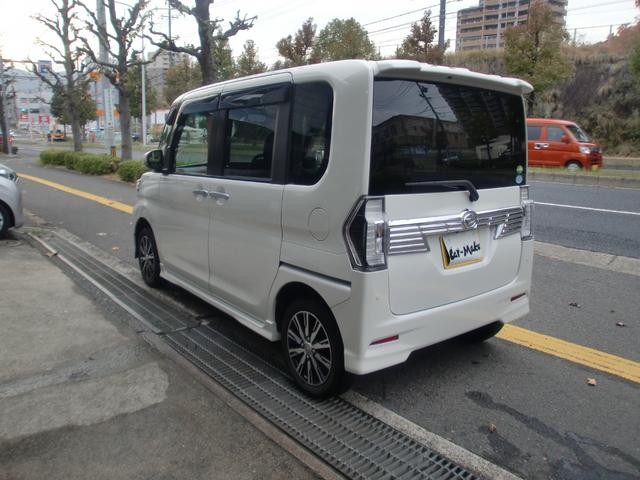 タント カスタムX トップエディションVS SAIII 純正フルセグメモリーナビ 全周囲カメラ バックカメラ 純正LEDヘッドライト 衝突被害軽減システム 両側パワースライドドア(7枚目)