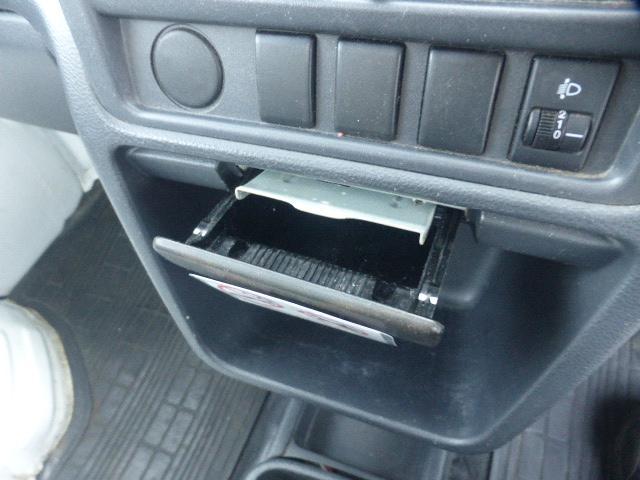 キャリイトラック ＫＣエアコン・パワステ　５速マニュアル　ラジオ　ルームクリーニング　外観コーティング　エアコン　パワステ　アングルポスト（40枚目）