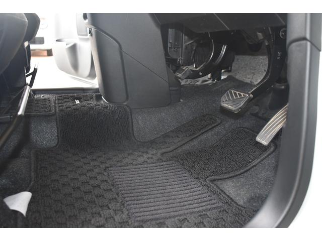 ハイブリッドMV 自社ユーザー様買取車両 ワンオーナ 禁煙車 前後ドライブレコーダー 純正ナビゲーション CN-RZ746W フルセグTV 7インチ 衝突被害軽減ブレーキ 左側パワースライドドア(19枚目)