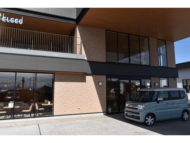 スペーシア ハイブリッドX 未使用車 全方位モニター付き9インチナビ・スズキコネクト対応通信 USB端子 TVフルセグ 両側電動スライドドア シートヒーター アダクティブクルーズ オットマン フルフラットシート 衝突安全ボディ(44枚目)