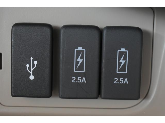 Ｎ－ＢＯＸ Ｇ・Ｌホンダセンシング　純正ナビ　フルセグＴＶ　バックカメラ　ＵＳＢ　ＥＴＣ　シートヒーター　レーダークルーズコントロール　車線維持支援システム　ＬＥＤライト　フルフラット　衝突安全ボディ　盗難防止システム　ベンチシート（11枚目）
