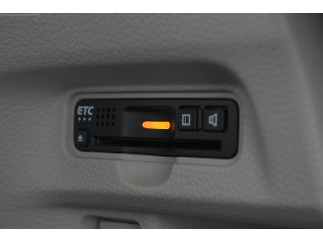 Ｎ－ＢＯＸ Ｇ・Ｌホンダセンシング　純正ナビ　フルセグＴＶ　バックカメラ　ＵＳＢ　ＥＴＣ　シートヒーター　レーダークルーズコントロール　車線維持支援システム　ＬＥＤライト　フルフラット　衝突安全ボディ　盗難防止システム　ベンチシート（13枚目）