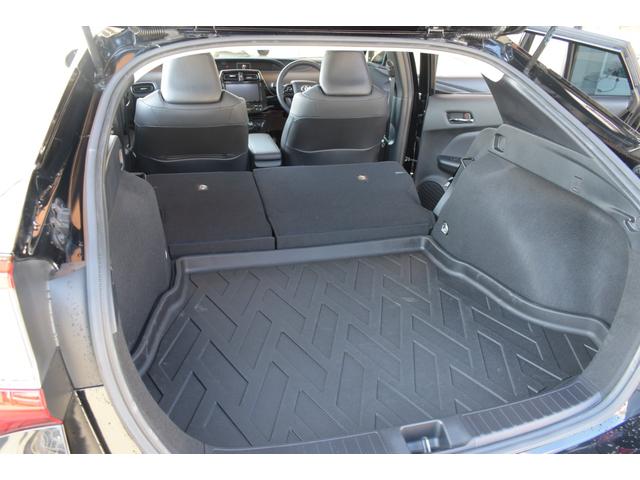 プリウス Ｓツーリングセレクション　純正９インチナビ　バックカメラ　ＥＴＣ　ドライブレコーダー　モデリスタエロ　スマートキー　レザーシート　Ｂｌｕｅｔｏｏｔｈ接続　シートヒーター　ＬＥＤヘッドライト　クルーズコントロール　衝突軽減装置（20枚目）