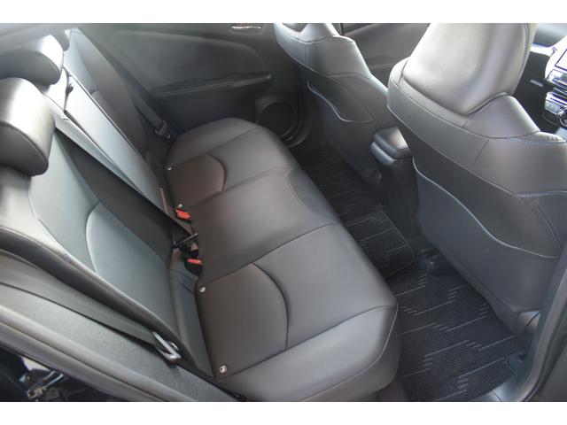 プリウス Ｓツーリングセレクション　純正９インチナビ　バックカメラ　ＥＴＣ　ドライブレコーダー　モデリスタエロ　スマートキー　レザーシート　Ｂｌｕｅｔｏｏｔｈ接続　シートヒーター　ＬＥＤヘッドライト　クルーズコントロール　衝突軽減装置（53枚目）