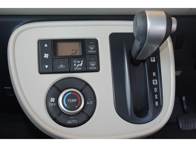 ミラココア ココアプラスＸ　純正ナビ　フルセグＴＶ　バックカメラ　禁煙車　ＥＴＣ　ＤＶＤ視聴　スマートキーシステム　ルーフレール　ＬＥＤ　イモビライザー　衝突安全ボディ　フロントベンチシート　運転席エアバッグ　全席ＰＷ（12枚目）