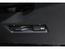 S 純正ナビゲーション フルセグテレビ バックカメラ CD・DVD BlueTooth接続 ビルトインETC車載器 オートライト 電動格納ミラー オートエアコン 社外15インチアルミホイール(14枚目)