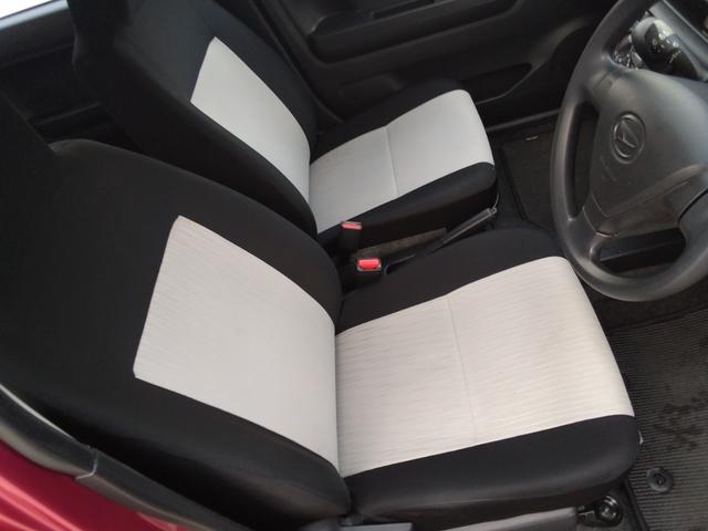 �V�[�g�ɖڗ����ꂪ�����ăL���C�ł�