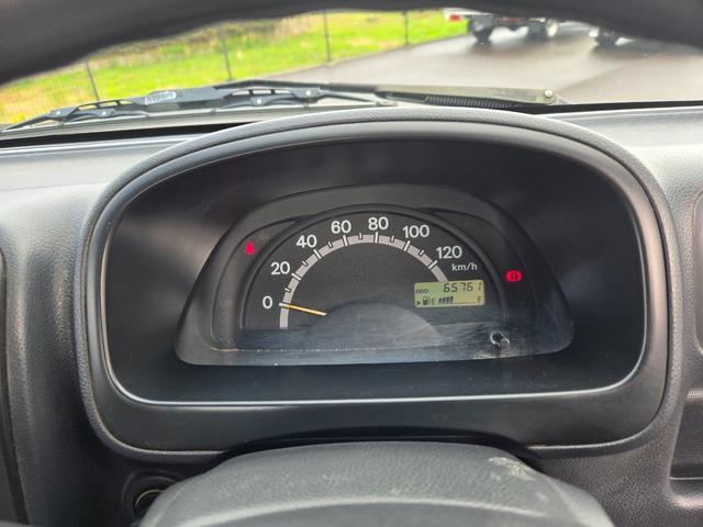 キャリイトラック KCエアコン・パワステ 4WD!エアコン・パワステ 5速マニュアル 3方開 荷台ゴムマット付き ゲートプロテクター付き タイミングチェーン(13枚目)