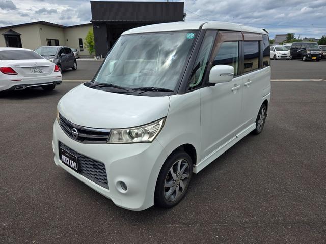 ルークス ハイウェイスター　社外ナビ　ＣＤ／ＤＶＤ再生　ＥＴＣ　プッシュスタート　スマートキー　片側パワースライドドア　電動格納ミラー　１４インチアルミホイール　盗難防止システム　オートエアコン　ＨＩＤライト　衝突安全ボディ（4枚目）