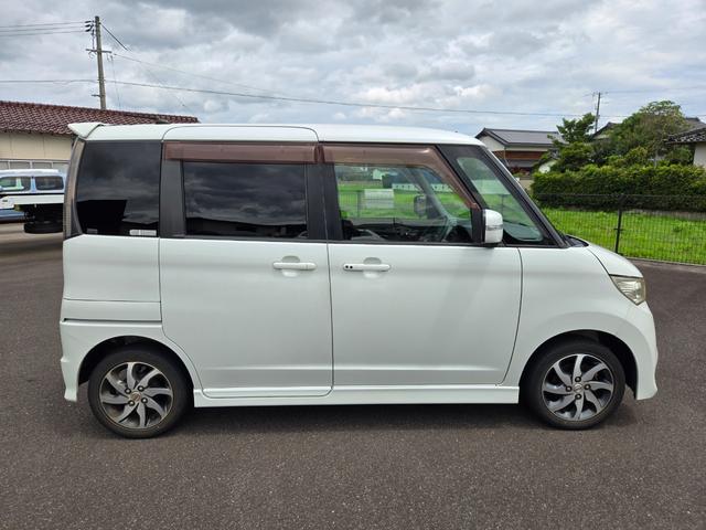 ルークス ハイウェイスター　社外ナビ　ＣＤ／ＤＶＤ再生　ＥＴＣ　プッシュスタート　スマートキー　片側パワースライドドア　電動格納ミラー　１４インチアルミホイール　盗難防止システム　オートエアコン　ＨＩＤライト　衝突安全ボディ（7枚目）