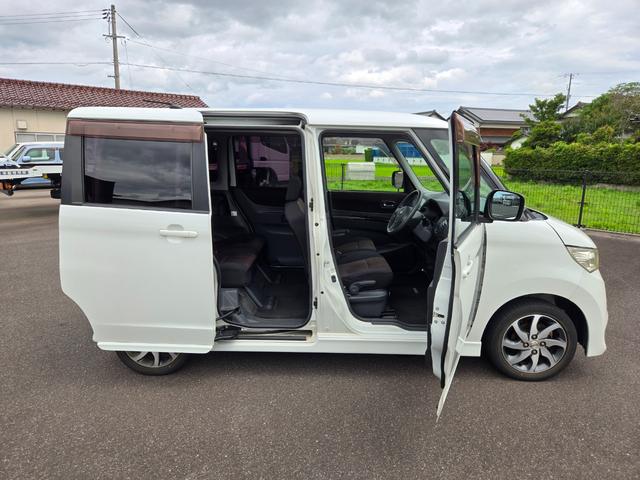 ルークス ハイウェイスター　社外ナビ　ＣＤ／ＤＶＤ再生　ＥＴＣ　プッシュスタート　スマートキー　片側パワースライドドア　電動格納ミラー　１４インチアルミホイール　盗難防止システム　オートエアコン　ＨＩＤライト　衝突安全ボディ（8枚目）