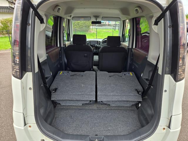 ルークス ハイウェイスター　社外ナビ　ＣＤ／ＤＶＤ再生　ＥＴＣ　プッシュスタート　スマートキー　片側パワースライドドア　電動格納ミラー　１４インチアルミホイール　盗難防止システム　オートエアコン　ＨＩＤライト　衝突安全ボディ（13枚目）