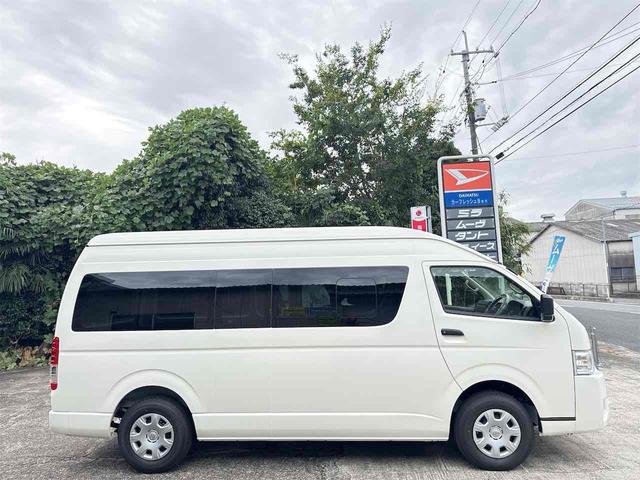 ハイエースバン ＳロングワイドＤＸ　ＧＬパッケージ　４ＷＤ　クリアランスソナー　レーンアシスト　スライドドア　オートマチックハイビーム　キーレスエントリー　電動格納ミラー　ＡＴ　１００Ｖ電源　ＥＳＣ　エアコン　パワーウィンドウ　運転席エアバッグ（4枚目）