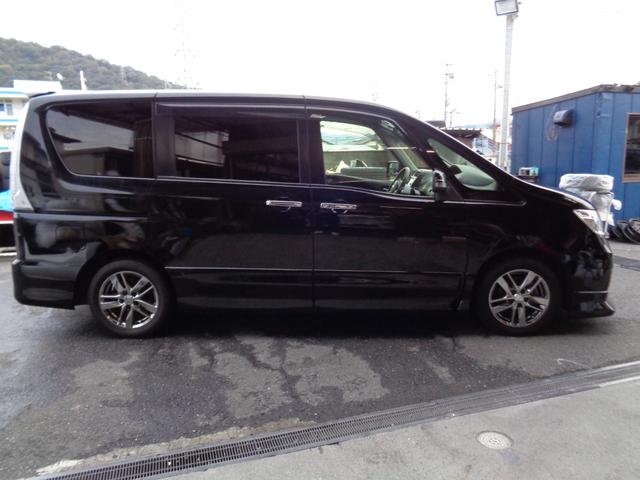 セレナ ライダー　ブラックライン　Ｓ－ハイブリッド（3枚目）