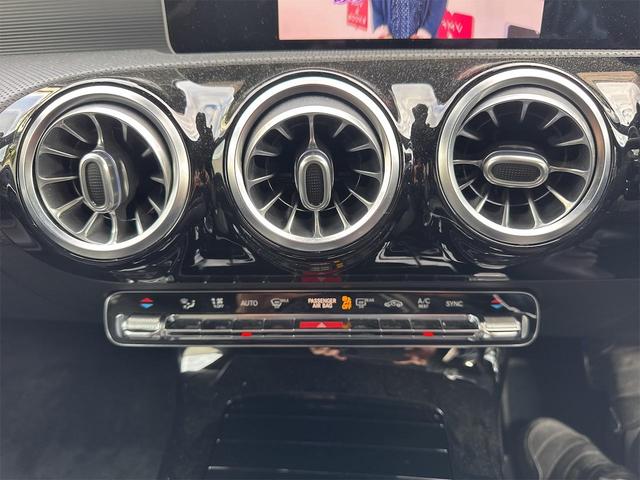 �݌Ɋm�F�ȂǂɊւ��ẮA���C�y�ɂ��₢���킹���������B