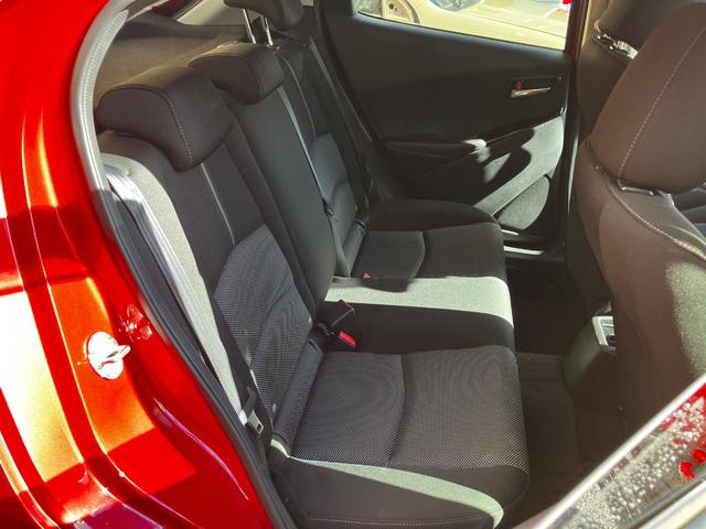 デミオ ＸＤツーリング　衝突被害軽減システム　レーンアシスト　ＥＴＣ　フルセグＴＶ　Ｂｌｕｅｔｏｏｔｈ　ＣＤ　ＤＶＤ　ＬＥＤヘッドライト　スマートキー　シートヒーター　コーナーセンサー　オートエアコン　ＡＷ１６インチ（21枚目）