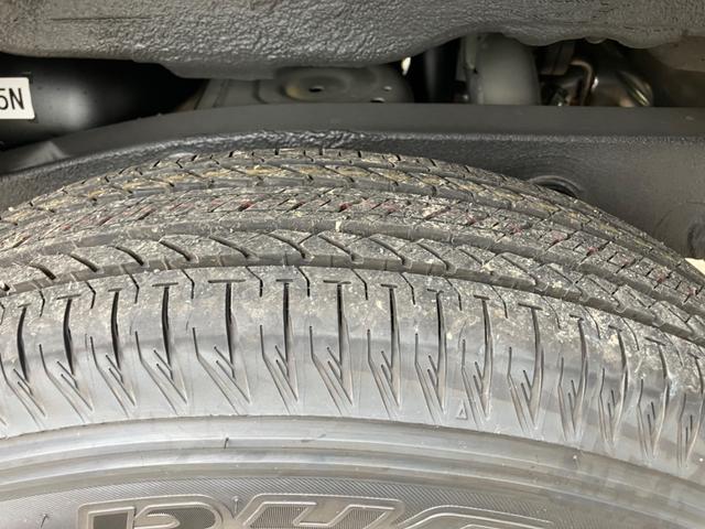 ジムニー ＸＣ　届出済未使用車　４ＷＤ　５速ＭＴ　ディスプレイオーディオ、バックカメラ、ＥＴＣ　クリアランスソナー　レーンアシスト　衝突被害軽減システム　オートライト　ＬＥＤヘッドランプ　ヘッドライトウォッシャー（28枚目）