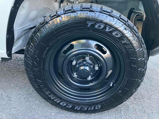ジムニー XC 4WD 5MT ワンオーナー 禁煙車 ディスプレイオーディオ ドライブレコーダー ETC バックカメラ 社外マフラー ルーフキャリア レーンアシスト 衝突被害軽減システム LED アイドリングストップ(20枚目)