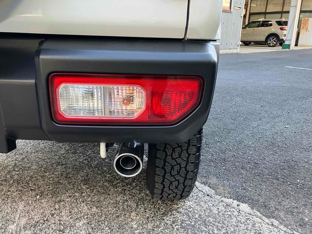 ジムニー XC 4WD 5MT ワンオーナー 禁煙車 ディスプレイオーディオ ドライブレコーダー ETC バックカメラ 社外マフラー ルーフキャリア レーンアシスト 衝突被害軽減システム LED アイドリングストップ(25枚目)