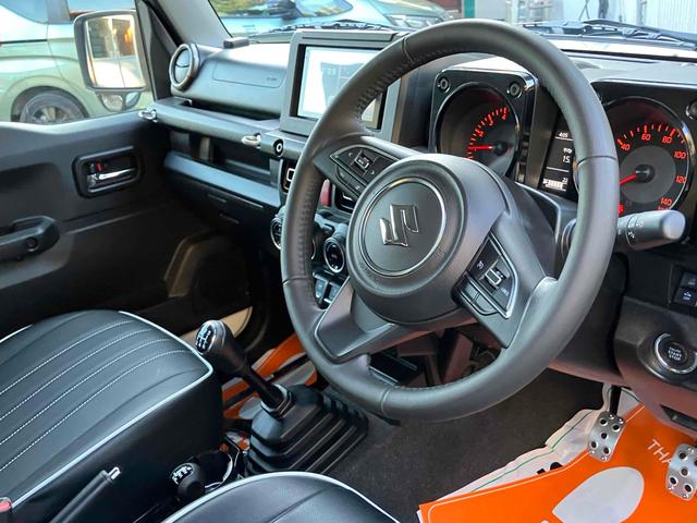 ジムニー XC 4WD 5MT ワンオーナー 禁煙車 ディスプレイオーディオ ドライブレコーダー ETC バックカメラ 社外マフラー ルーフキャリア レーンアシスト 衝突被害軽減システム LED アイドリングストップ(26枚目)