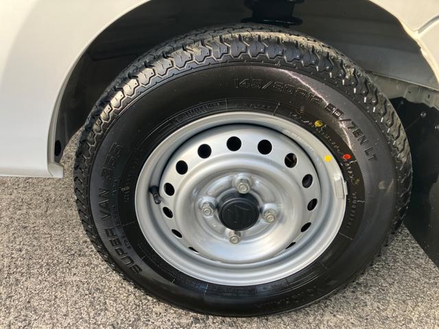 キャリイトラック KX ワンオーナー 新品タイヤ新品ホイール 記録簿 5MT キーレス 衝突被害軽減システム エアコン パワーウィンドウ 運転席エアバッグ 助手席エアバッグ 記録簿 CD ミュージックプレイヤー接続可(21枚目)