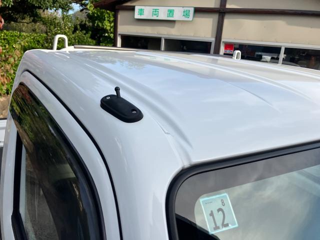 キャリイトラック KX ワンオーナー 新品タイヤ新品ホイール 記録簿 5MT キーレス 衝突被害軽減システム エアコン パワーウィンドウ 運転席エアバッグ 助手席エアバッグ 記録簿 CD ミュージックプレイヤー接続可(24枚目)