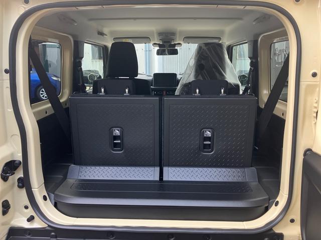 ジムニー ＸＣ　５型　届出済未使用車　４ＷＤ　ディスプレイオーディオ　ＨＤＭＩ　ＥＴＣ　バックカメラ　デュアルセンサーブレーキサポートＩＩ　衝突被害軽減システム　ＬＥＤ　アダプティブクルーズコントロール（17枚目）