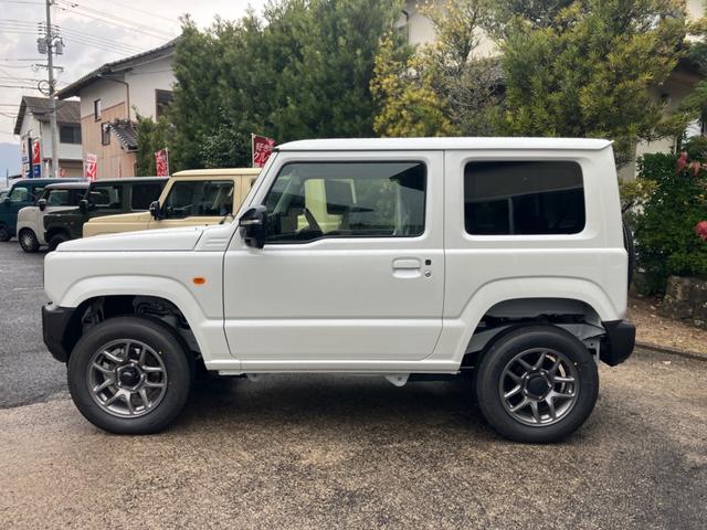 ジムニー ＸＣ　５型　届出済未使用車　４ＷＤ　ディスプレイオーディオ　ＨＤＭＩ　ＥＴＣ　バックカメラ　デュアルセンサーブレーキサポートＩＩ　衝突被害軽減システム　ＬＥＤ　アダプティブクルーズコントロール（15枚目）