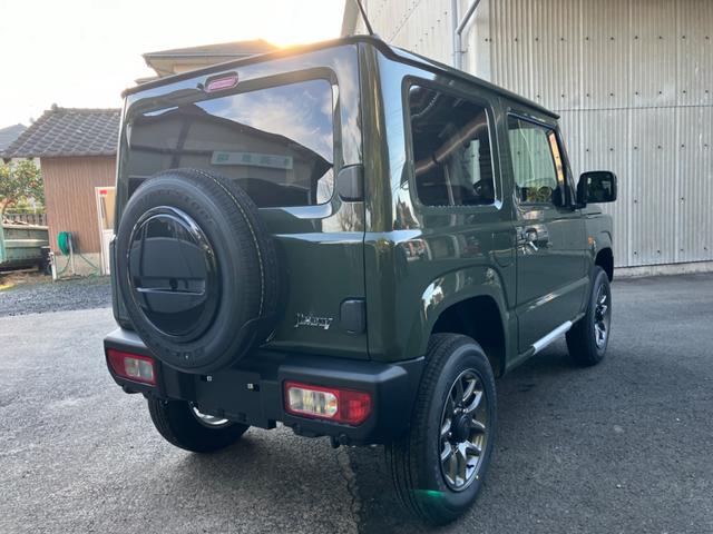 ジムニー ＸＣ　５型　届出済未使用車　４ＷＤ　ディスプレイオーディオ　ＨＤＭＩ　ＥＴＣ　バックカメラ　衝突被害軽減システム　オートライト　ＬＥＤ　ヘッドライトウォッシャー　スマートキー　アイドリングストップ（17枚目）