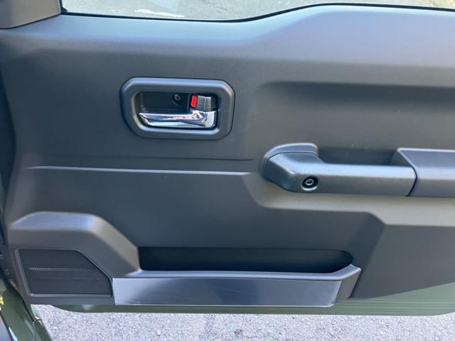 ジムニー ＸＣ　５型　届出済未使用車　４ＷＤ　ディスプレイオーディオ　ＨＤＭＩ　ＥＴＣ　バックカメラ　衝突被害軽減システム　オートライト　ＬＥＤ　ヘッドライトウォッシャー　スマートキー　アイドリングストップ（31枚目）