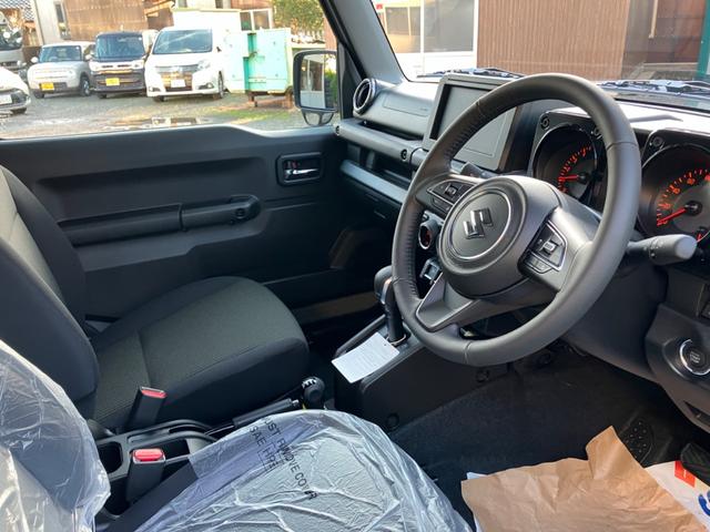 ジムニー ＸＣ　５型　届出済未使用車　４ＷＤ　ディスプレイオーディオ　ＨＤＭＩ　ＥＴＣ　バックカメラ　衝突被害軽減システム　オートライト　ＬＥＤ　ヘッドライトウォッシャー　スマートキー　アイドリングストップ（7枚目）