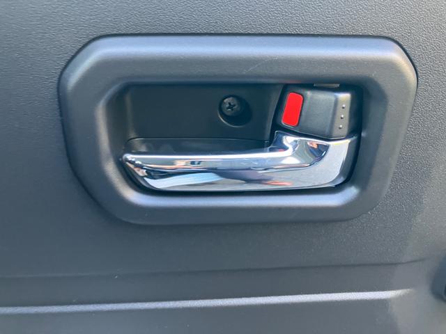 ジムニー ＸＣ　５型　届出済未使用車　４ＷＤ　ディスプレイオーディオ　ＨＤＭＩ　ＥＴＣ　バックカメラ　衝突被害軽減システム　オートライト　ＬＥＤ　ヘッドライトウォッシャー　スマートキー　アイドリングストップ（35枚目）