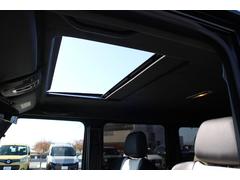 ���饹���饤�ǥ��󥰥롼�դ�����ȼ���˳��������ФƤ��ޤ��� 4