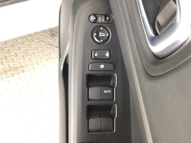 ヴェゼル ｅ：ＨＥＶＸ　ＬＥＤ・フルセグ・メモリナビ・バックカメラ・純正ＡＷ・ホンダＣＯＮＮＥＣＴ　前後障害物センサー　ＡＡＣ　イモビライザー　スマ－トキ－　誤発進抑制　ＰＷ　リアカメラ　クルコン　ＥＳＣ　ＥＴＣ装備　ＡＢＳ（33枚目）