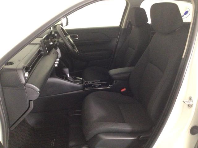 ヴェゼル ｅ：ＨＥＶＸ　ＬＥＤ・フルセグ・メモリナビ・バックカメラ・純正ＡＷ・ホンダＣＯＮＮＥＣＴ　前後障害物センサー　ＡＡＣ　イモビライザー　スマ－トキ－　誤発進抑制　ＰＷ　リアカメラ　クルコン　ＥＳＣ　ＥＴＣ装備　ＡＢＳ（37枚目）