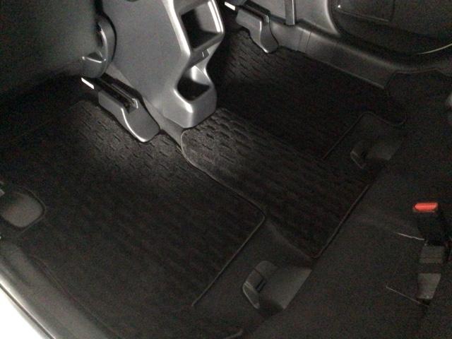 ヴェゼル ｅ：ＨＥＶＸ　ＬＥＤ・フルセグ・メモリナビ・バックカメラ・純正ＡＷ・ホンダＣＯＮＮＥＣＴ　前後障害物センサー　ＡＡＣ　イモビライザー　スマ－トキ－　誤発進抑制　ＰＷ　リアカメラ　クルコン　ＥＳＣ　ＥＴＣ装備　ＡＢＳ（42枚目）