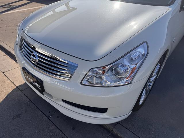 スカイライン 250GT タイプV HDDナビ(カーウイングスナビ)/HIDヘッドランプ/革巻ステアリング/OP18インチクローム塗装ホイール/前席パワーシート/インテリジェントキー/ETC(7枚目)