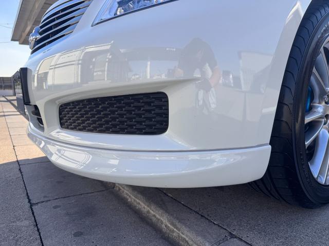 スカイライン 250GT タイプV HDDナビ(カーウイングスナビ)/HIDヘッドランプ/革巻ステアリング/OP18インチクローム塗装ホイール/前席パワーシート/インテリジェントキー/ETC(9枚目)