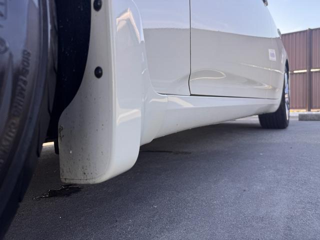 スカイライン 250GT タイプV HDDナビ(カーウイングスナビ)/HIDヘッドランプ/革巻ステアリング/OP18インチクローム塗装ホイール/前席パワーシート/インテリジェントキー/ETC(13枚目)