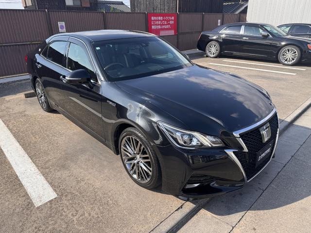 クラウンハイブリッド アスリートＳ　Ｊ－フロンティア　ＴコネクトＳＤナビ・フルセグＴＶ・Ｂｌｕ－ｒａｙ・１０スピーカー／セイフティーセンスＰ／ＬＥＤヘッドランプ／１８インチＡＷ／オートワイパー／オプティロンメーター／オートエアコン／ブラック革コンビシート（13枚目）