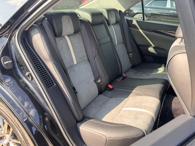 クラウンハイブリッド アスリートＳ　Ｊ－フロンティア　ＴコネクトＳＤナビ・フルセグＴＶ・Ｂｌｕ－ｒａｙ・１０スピーカー／セイフティーセンスＰ／ＬＥＤヘッドランプ／１８インチＡＷ／オートワイパー／オプティロンメーター／オートエアコン／ブラック革コンビシート（53枚目）