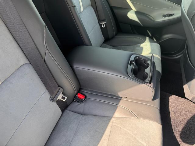 クラウンハイブリッド アスリートＳ　Ｊ－フロンティア　ＴコネクトＳＤナビ・フルセグＴＶ・Ｂｌｕ－ｒａｙ・１０スピーカー／セイフティーセンスＰ／ＬＥＤヘッドランプ／１８インチＡＷ／オートワイパー／オプティロンメーター／オートエアコン／ブラック革コンビシート（57枚目）