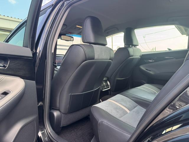 クラウンハイブリッド アスリートＳ　Ｊ－フロンティア　ＴコネクトＳＤナビ・フルセグＴＶ・Ｂｌｕ－ｒａｙ・１０スピーカー／セイフティーセンスＰ／ＬＥＤヘッドランプ／１８インチＡＷ／オートワイパー／オプティロンメーター／オートエアコン／ブラック革コンビシート（60枚目）