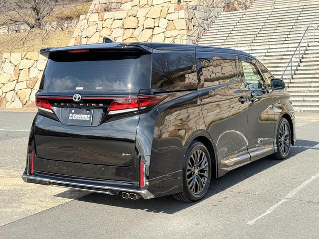 ヴェルファイアハイブリッド Z プレミア モデリスタフルエアロ/ALGOS D1セキュリティ取付済み/内装ブラック/13.2インチ有機EL後席モニター/ユニバーサルステップ/デジタルインナーミラー/ガラスポリマー施工済み/3Dフロアマット(35枚目)