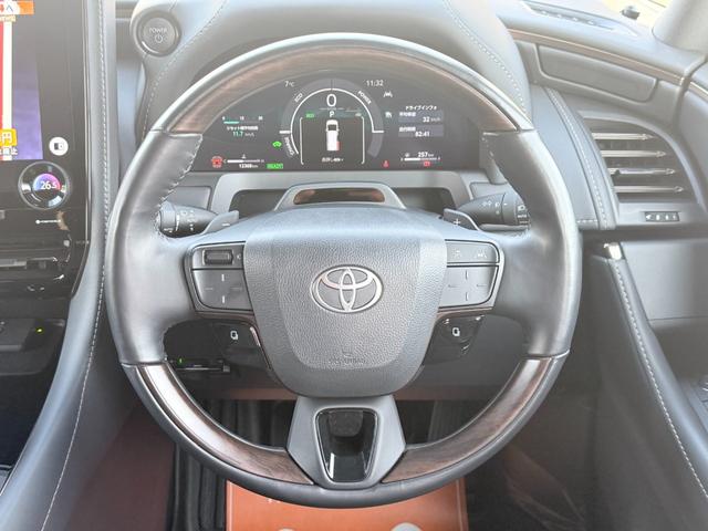 ヴェルファイアハイブリッド Z プレミア モデリスタフルエアロ/ALGOS D1セキュリティ取付済み/内装ブラック/13.2インチ有機EL後席モニター/ユニバーサルステップ/デジタルインナーミラー/ガラスポリマー施工済み/3Dフロアマット(37枚目)