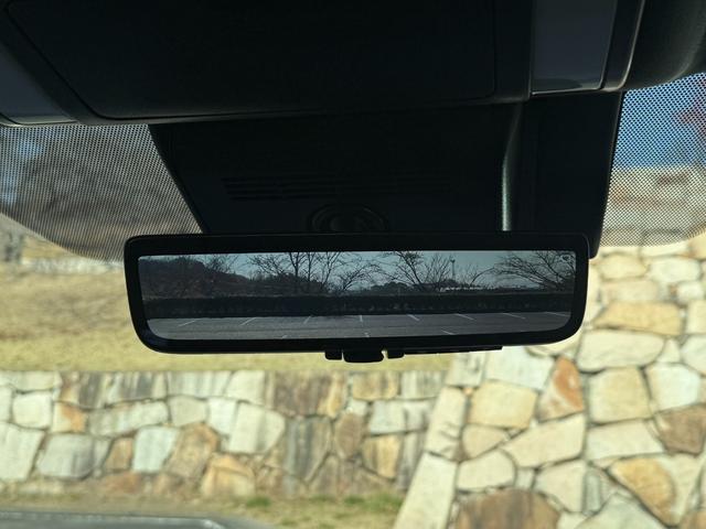 ヴェルファイアハイブリッド Z プレミア モデリスタフルエアロ/ALGOS D1セキュリティ取付済み/内装ブラック/13.2インチ有機EL後席モニター/ユニバーサルステップ/デジタルインナーミラー/ガラスポリマー施工済み/3Dフロアマット(41枚目)