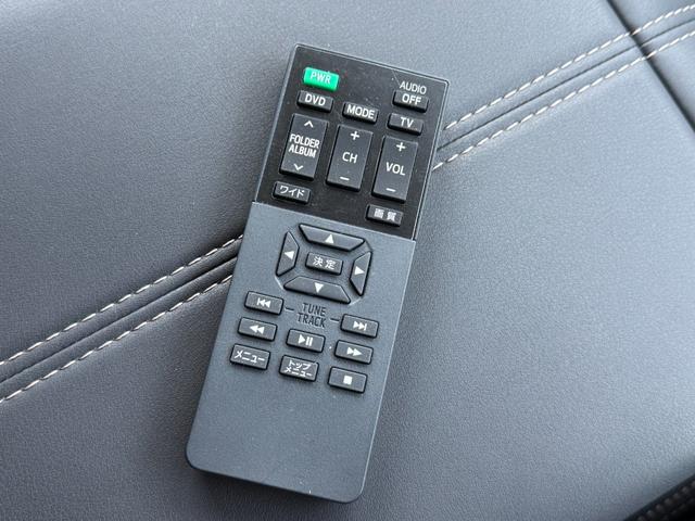 ヴェルファイアハイブリッド Z プレミア モデリスタフルエアロ/ALGOS D1セキュリティ取付済み/内装ブラック/13.2インチ有機EL後席モニター/ユニバーサルステップ/デジタルインナーミラー/ガラスポリマー施工済み/3Dフロアマット(67枚目)